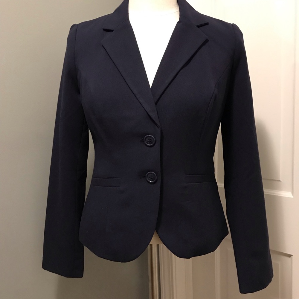 NWT.  Navy blue stretch blazer, size 4